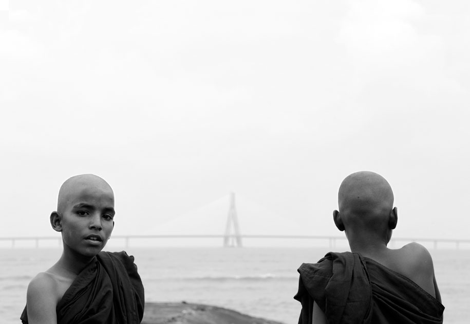11_younglamas.mumbai.bridge.blackandwhite.india.jpg